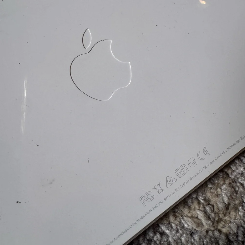 Apple White Wireless Keyboard USB C Bluetooth